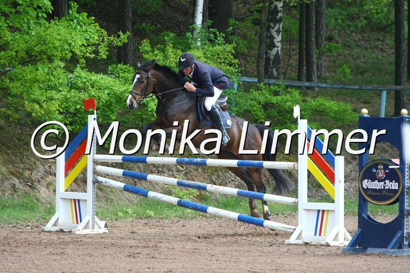 104M3432_Domfee_Punkte L.JPG